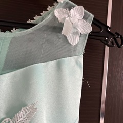 ドレス　140の画像