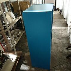 USED【カラーボックス】ポップなブルーカラーの画像