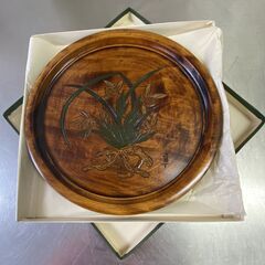 漆器 木彫 盆  写真を参照ください