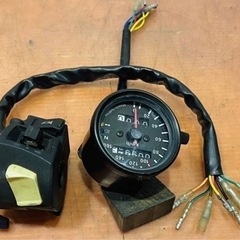 リトルカブ外し　社外メーター　スイッチ類の画像