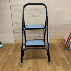 脚立　ハシゴ　ハシゴ　２段　上枠付きハシゴ　中古