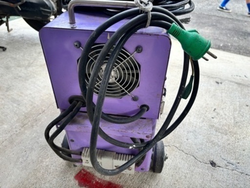 バッテリー溶接機