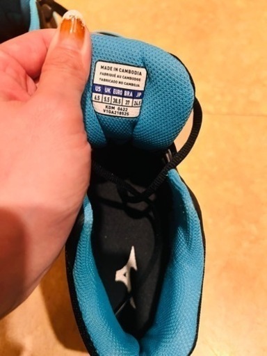 美品♡MIZUNOバレーボールシューズ サイクロンスピード 3MID