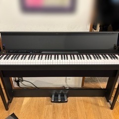 KORG コルグ 電子ピアノ＆KORG(コルグ) ピアノ用 高低自在椅子 のセット