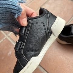 adidas 14㎝　キッズスニーカーの画像