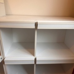 収納棚の画像