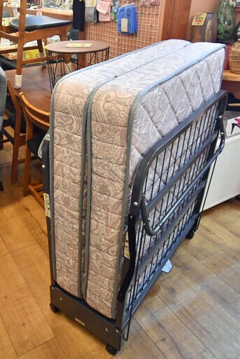 ●極美品(^_-)-☆●フランスベッド　折り畳みベッド　パンテオン401　中古品●相模原　横浜　神奈川