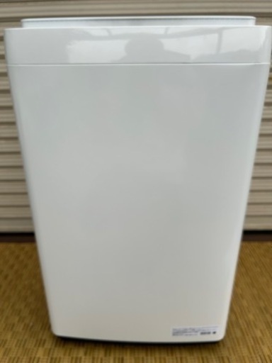【取引中】B733 2022年製　Hisense 洗濯機　HW-E5504 容量5.5kg