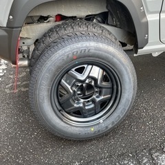 ジムニーjb64新車外しスペアタイヤ　値引き可能