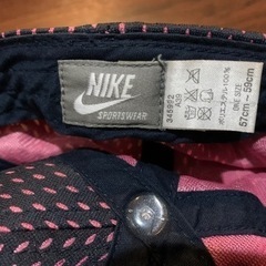 ★完売引渡済★ナイキ　キャップ　ランニング　ネイビーxピンクの画像