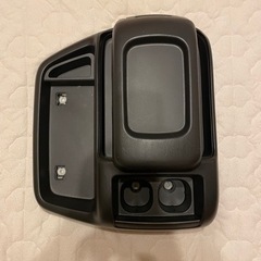 新品　ハイエース　センターコンソール　純正