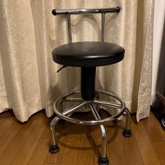 カウンターチェア　昇降式、回転式、フットレスト付きチェア、キッチ...