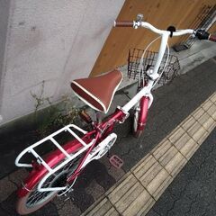 折りたたみ自転車 ホワイトとレッド GRAPHIS（自転車） 自転車 折りたたみ 20インチ ワンランク上の