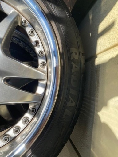 車のパーツ タイヤ、ホイール