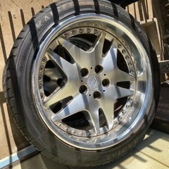 車のパーツ タイヤ、ホイール