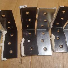 DIYに人気の2×4木材のサポートの画像