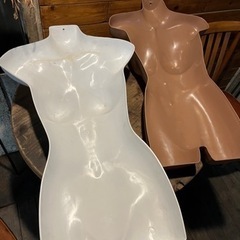 マネキン　二つの画像