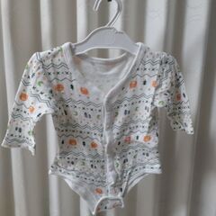 前開きボディスーツ（80cm）4枚まとめて500円　※バラ売りも可