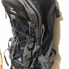 登山・キャンプで使用　40ℓ ザック　黒　美品の画像