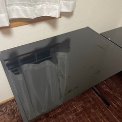 パソコンデスクの画像