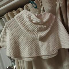 【中古】Baby Gap　ポンチョ　白　0-1歳ぐらいの画像