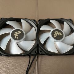 ASUS TUF GAMING LC 240 ARGB 簡易水冷クーラーの画像