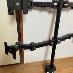 画面設置モニターアームの画像