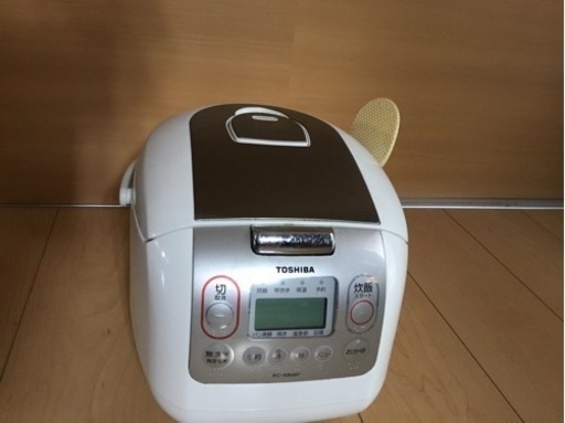 TOSHIBA  マイコン炊飯器　パン発酵　ケーキ　RC-10PMF 5.5合炊
