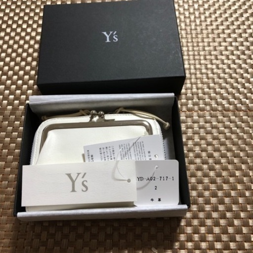 Y’sがま口財布