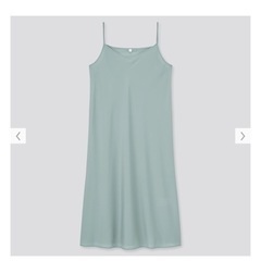【新品未使用】 UNIQLO ユニクロ レーヨンジョーゼットフレアワンピース（7分袖）の画像