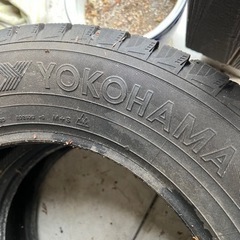スタッドレスタイヤ　2本　YOKOHAMA