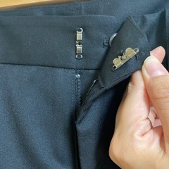 レディーススーツ　黒　VIVIコラボの画像
