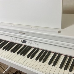 他店にて完売／ローランドピアノ　グランドピアノ音　88鍵　ヘッドホンセット　新品同様　超美品の画像