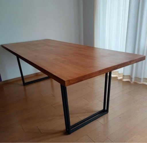 Anticoダイニングテーブル