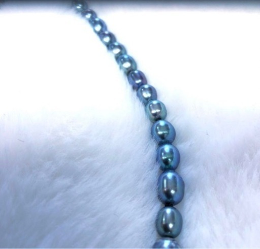 希少 バロックブルー系パールのネックレス