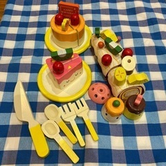 木のおもちゃ　ケーキセット