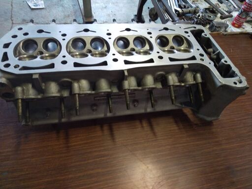 MB-190E-16Vコスワースエンジンシリンダーヘツトカムシャフト販売