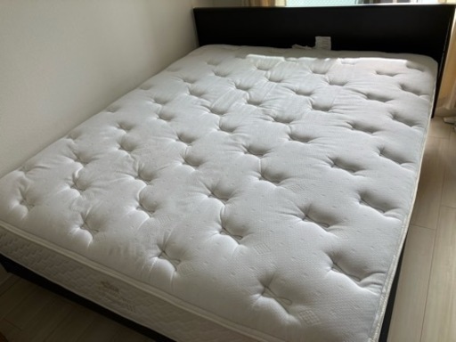 大塚家具　キングサイズベッド（1700×2030）