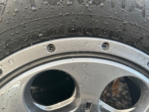 ハイエース　車検対応　スタッドレスタイヤホイールセット　