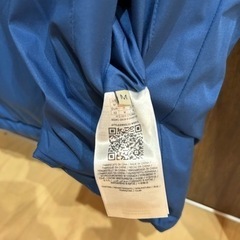 値下げGUESSリバーシブルナイロンパーカーの画像