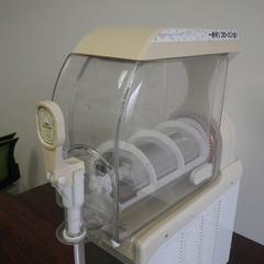 フローズンビールディスペンサー　一番搾りフローズン（生）マグナ　・Ｓ．Ｐ．Ｍ　KDI-12000isの画像