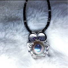 梟　SILVER 925 天然マベパール　目にはアメジストチェーン部分はsilverとオニキス　② ネックレスの画像