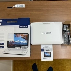 ポータブルDVDプレーヤーの画像