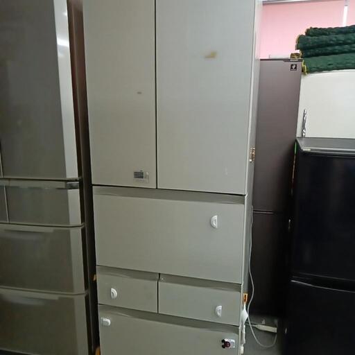 中古大型冷蔵庫2015年