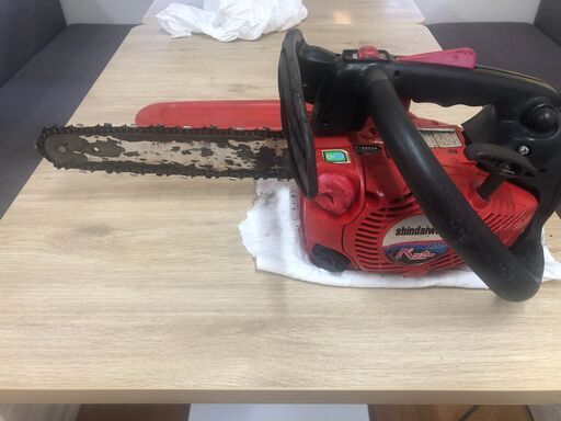 shindaiwa 新ダイワ製　チェーンソー　E1327TS