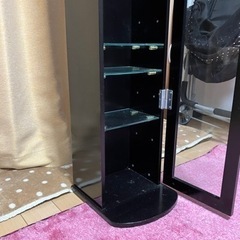 値下げします。飾り棚、黒、インテリアの画像