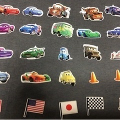 【7月19日値下げ❗️】カーズのマグネット絵本の画像