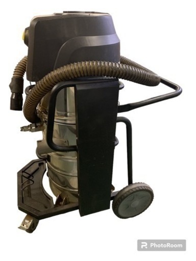 KARCHER IVC60/30 Tact2 産業用バキュームクリーナー　ケルヒャー