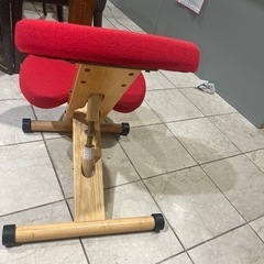 姿勢矯正用　椅子の画像