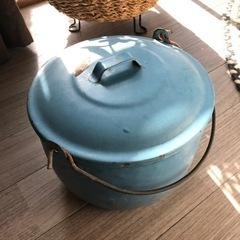 【決まりました‼︎】ホーローバケツ　ヴィンテージ　サビ有　オブジェ